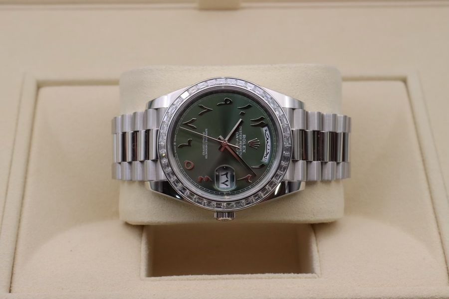 Rolex Day-Date 40 228396 TBR